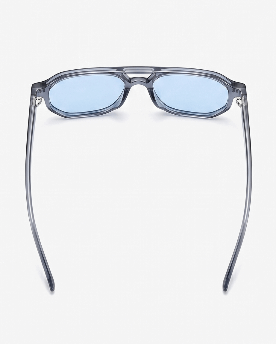 Elara Light Blue